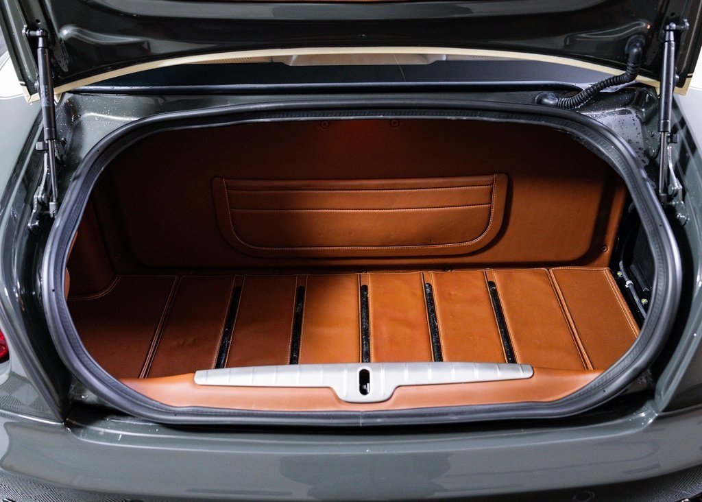 Used 2007  Ferrari Sessanta image 21