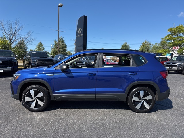 2024 Volkswagen Taos S photo 4