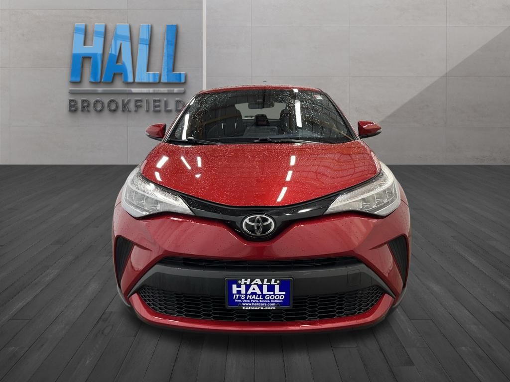 2020 Toyota C-HR XLE photo 8
