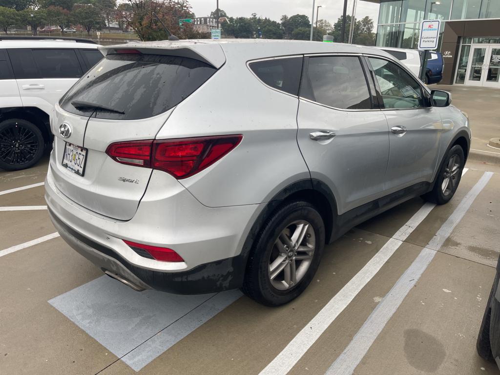 2018 Hyundai Santa Fe Sport Base photo 3