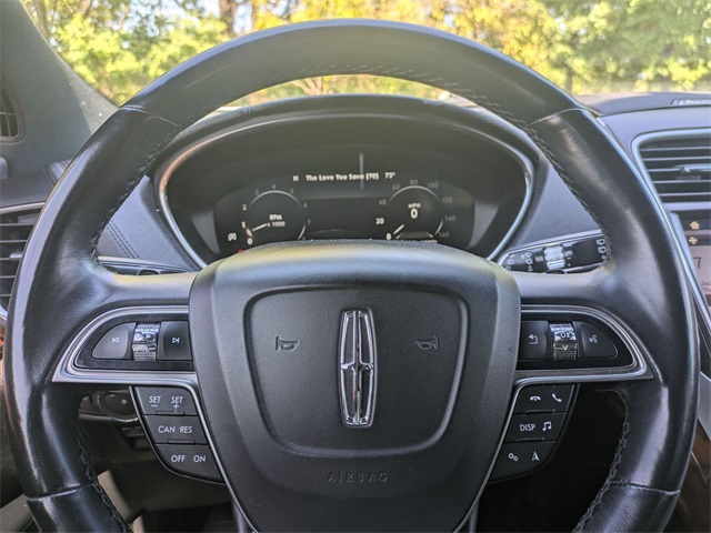 2019 Lincoln Nautilus Reserve photo 13