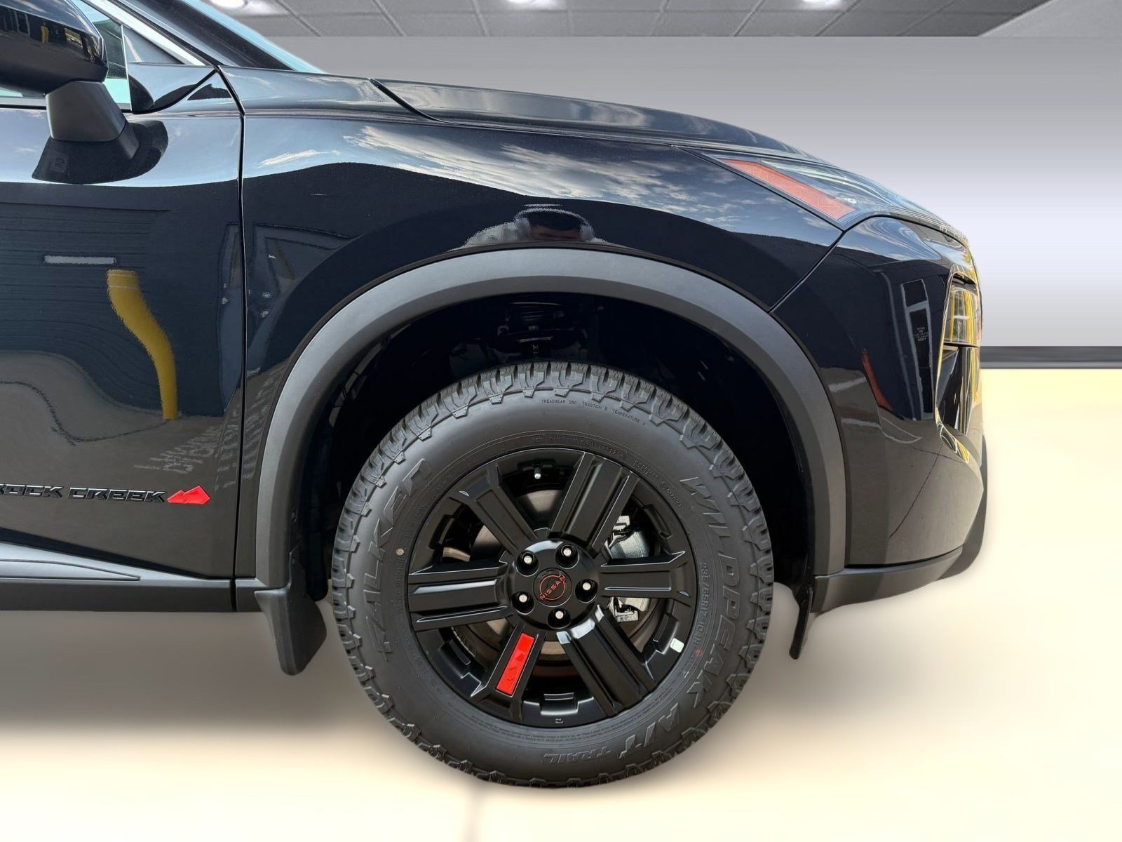 2026 Nissan Rogue SV photo 10