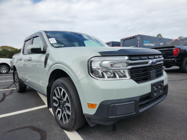 2023 Ford Maverick Lariat's photo