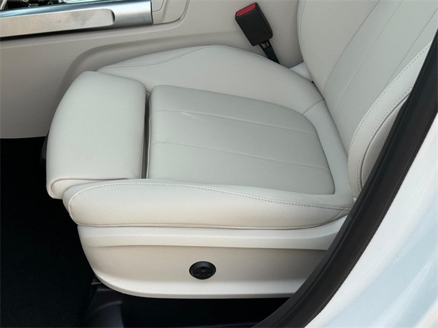 2025 Mercedes Benz GLB 250 4MATIC photo 13
