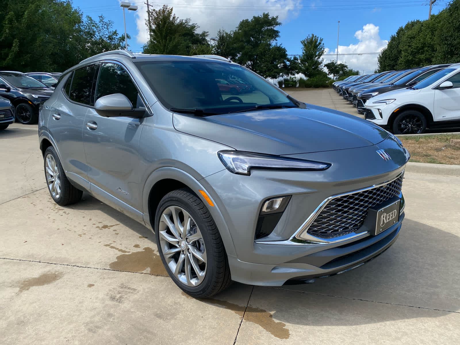 2026 Buick Encore GX Avenir photo 4