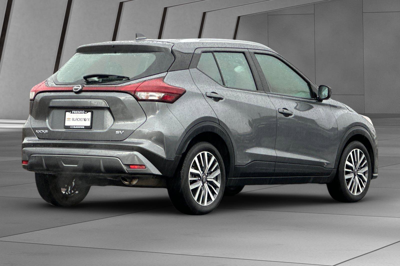 2024 Nissan Kicks SV photo 3