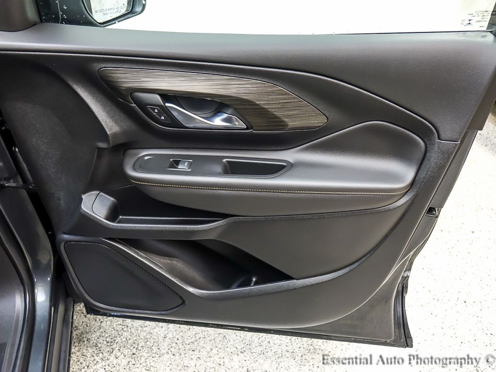 2021 GMC TERRAIN - Image 25