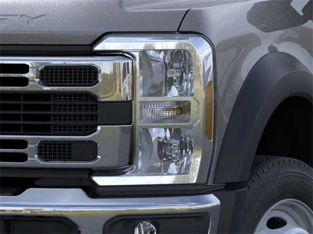 2026 Ford F-550 XL photo 17