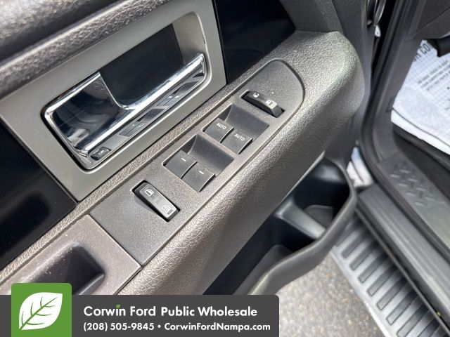 2011 Ford F-150 FX4 photo 17