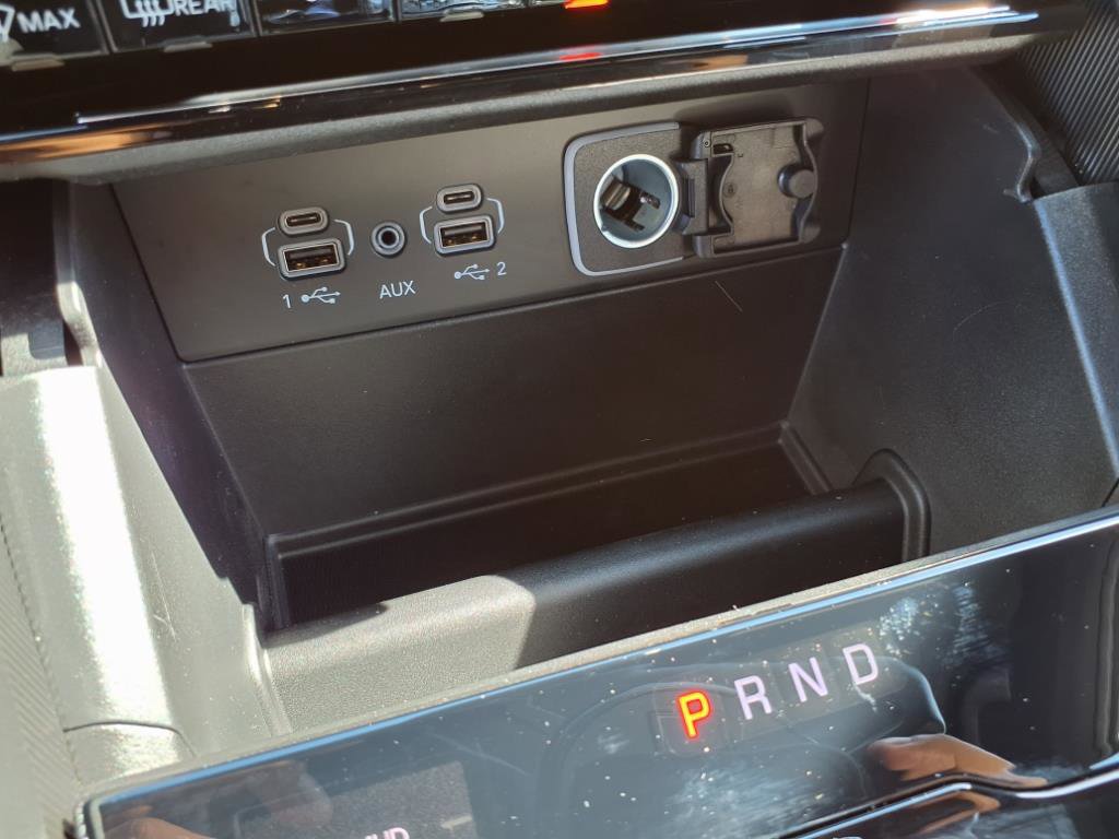 2025 Jeep Grand Cherokee Limited photo 22