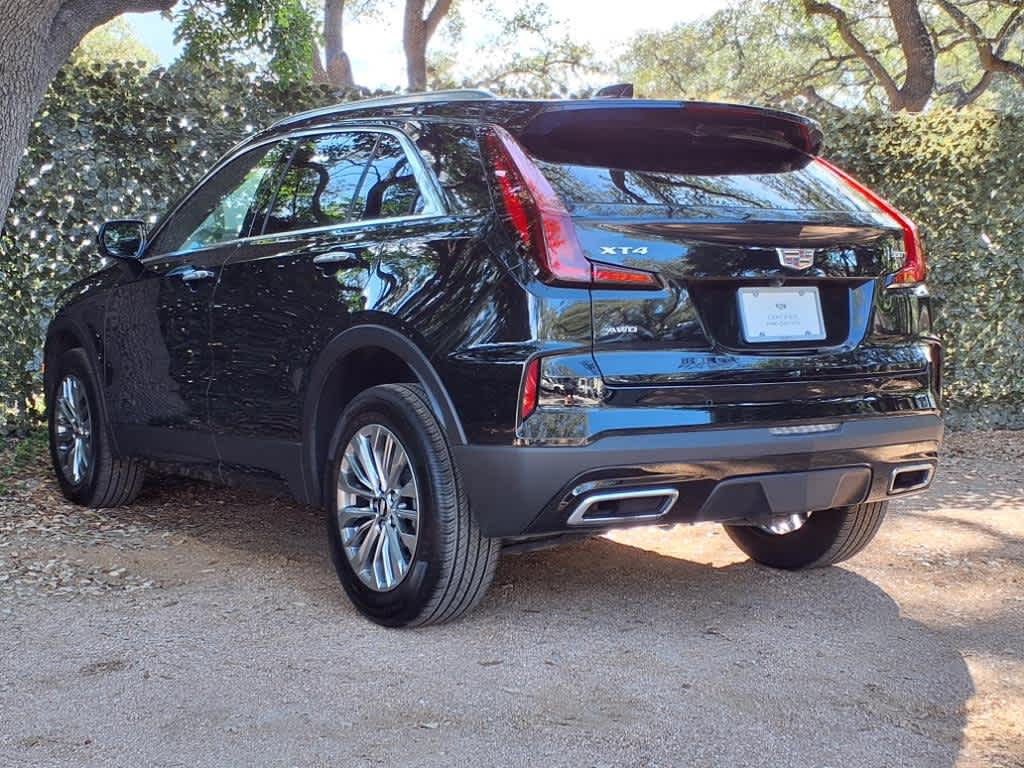 2024 Cadillac XT4 Premium Luxury photo 4