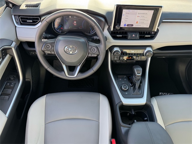 2024 Toyota RAV4 Hybrid XLE Premium photo 11