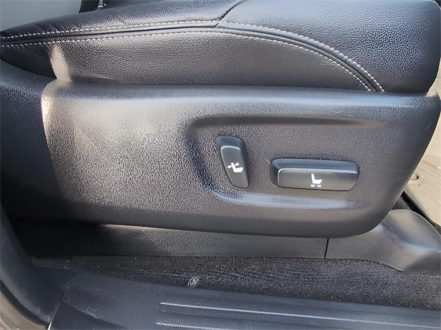 2014 Toyota 4Runner SR5 photo 40