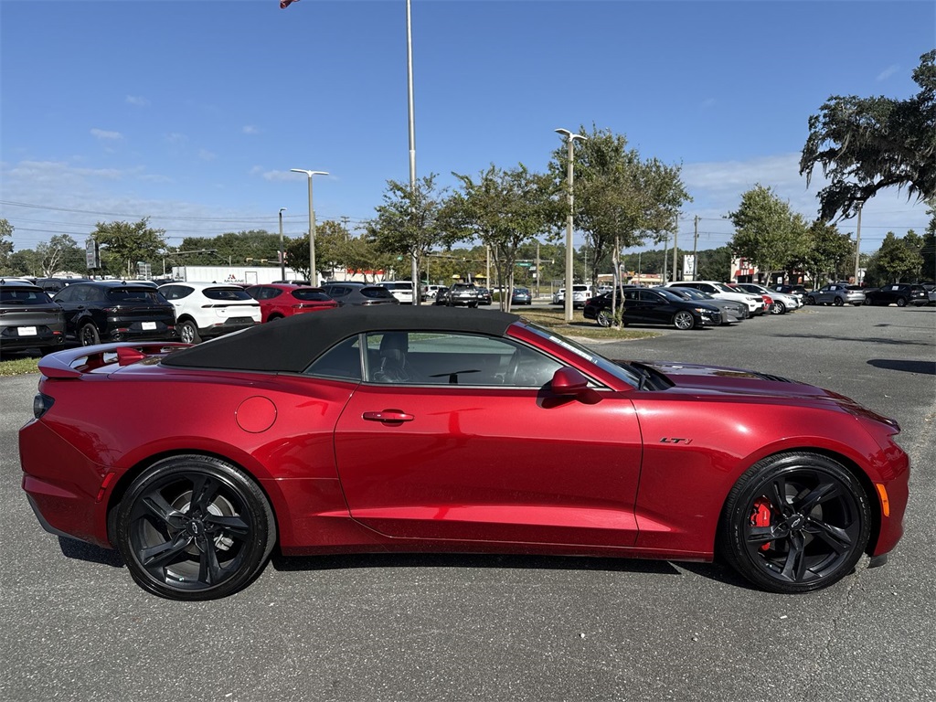 2023 Chevrolet Camaro LT1 photo 2