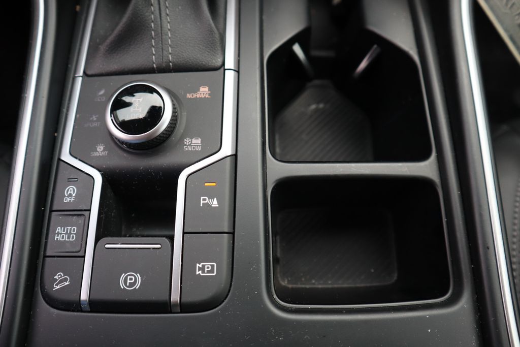 2025 Kia Sorento S photo 22