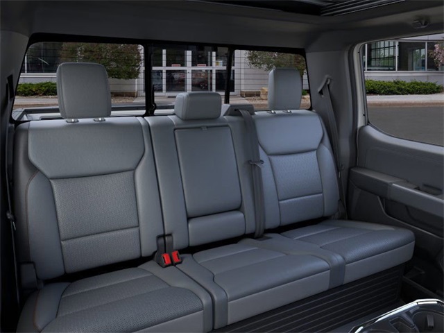 2025 Ford F-150 Lightning Lariat photo 11