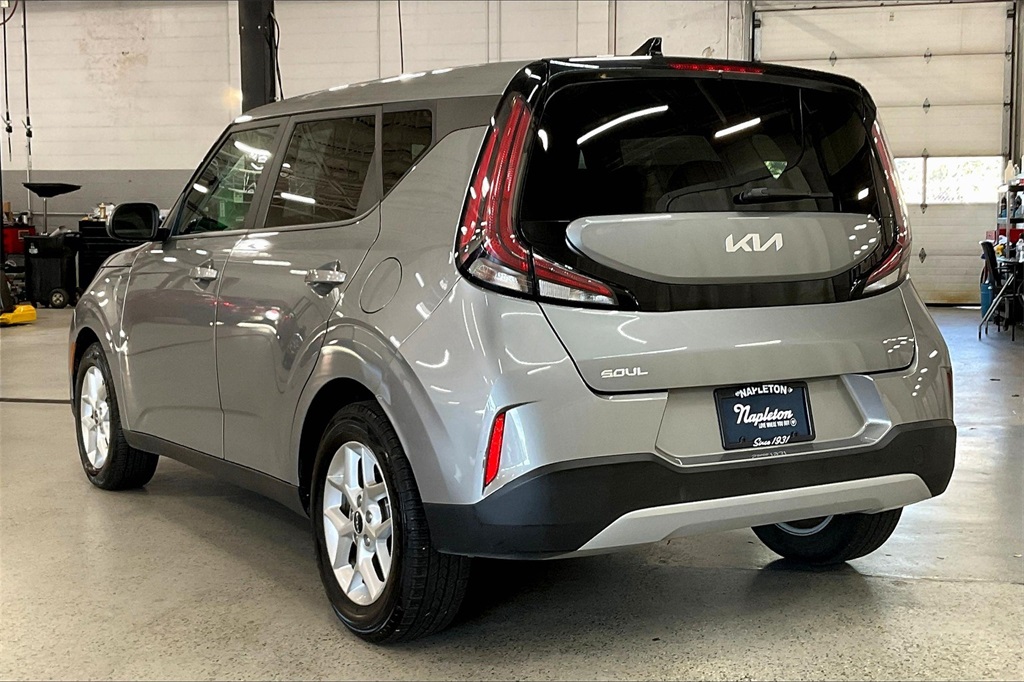 2023 KIA SOUL - Image 9