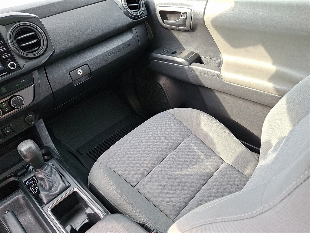 2022 Toyota Tacoma SR 4x4 Double Cab photo 16
