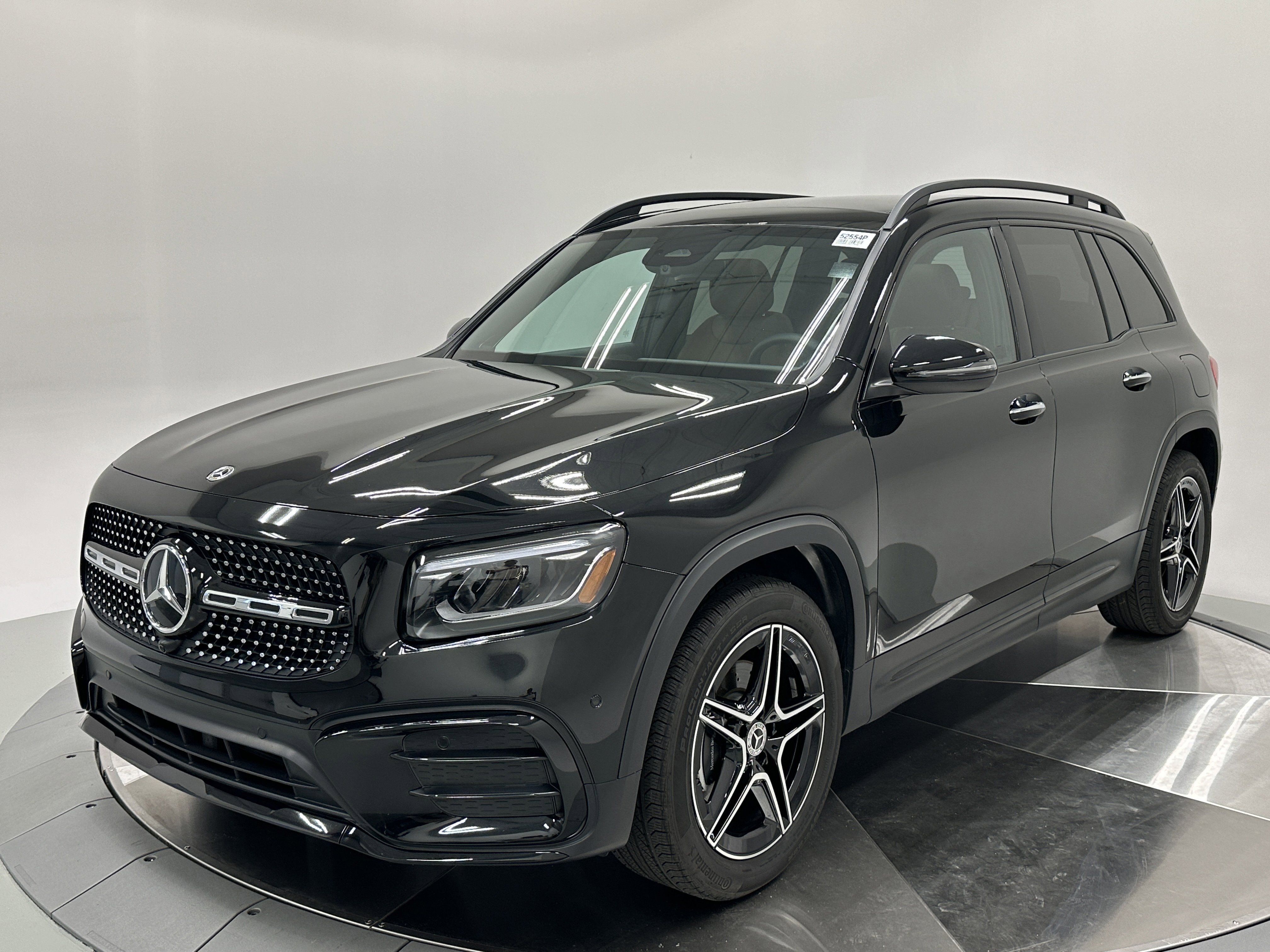 2024 Mercedes Benz GLB 250 photo 3