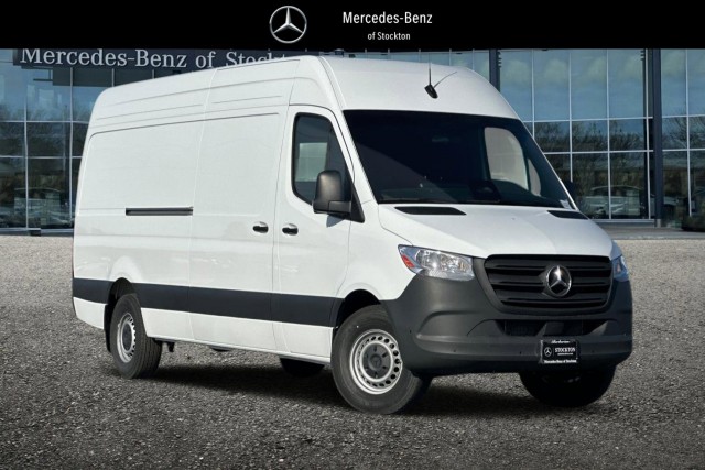 2025 Mercedes-Benz Sprinter Cargo Van 