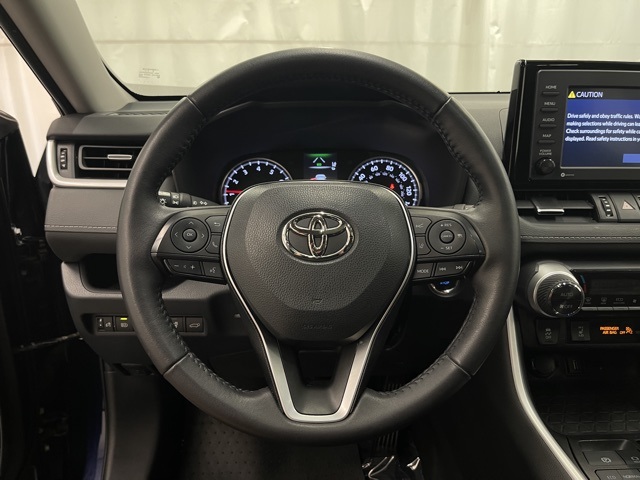 2022 Toyota RAV4 XLE Premium photo 11