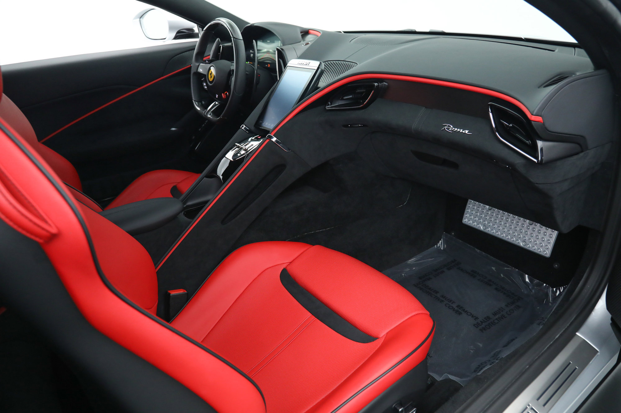 2021 Ferrari Roma photo 17