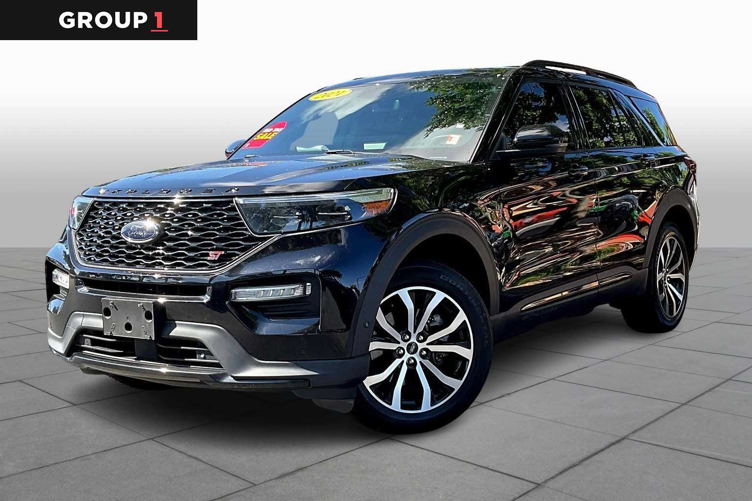 2021 Ford Explorer ST's photo