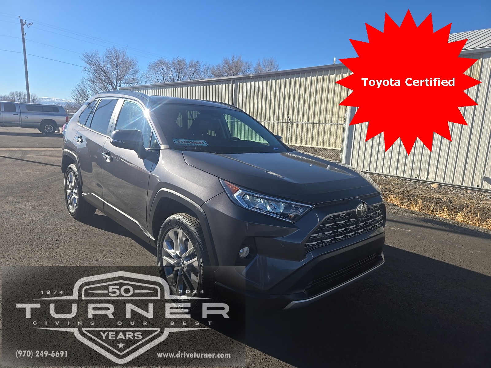 2019 Toyota RAV4 Limited's photo