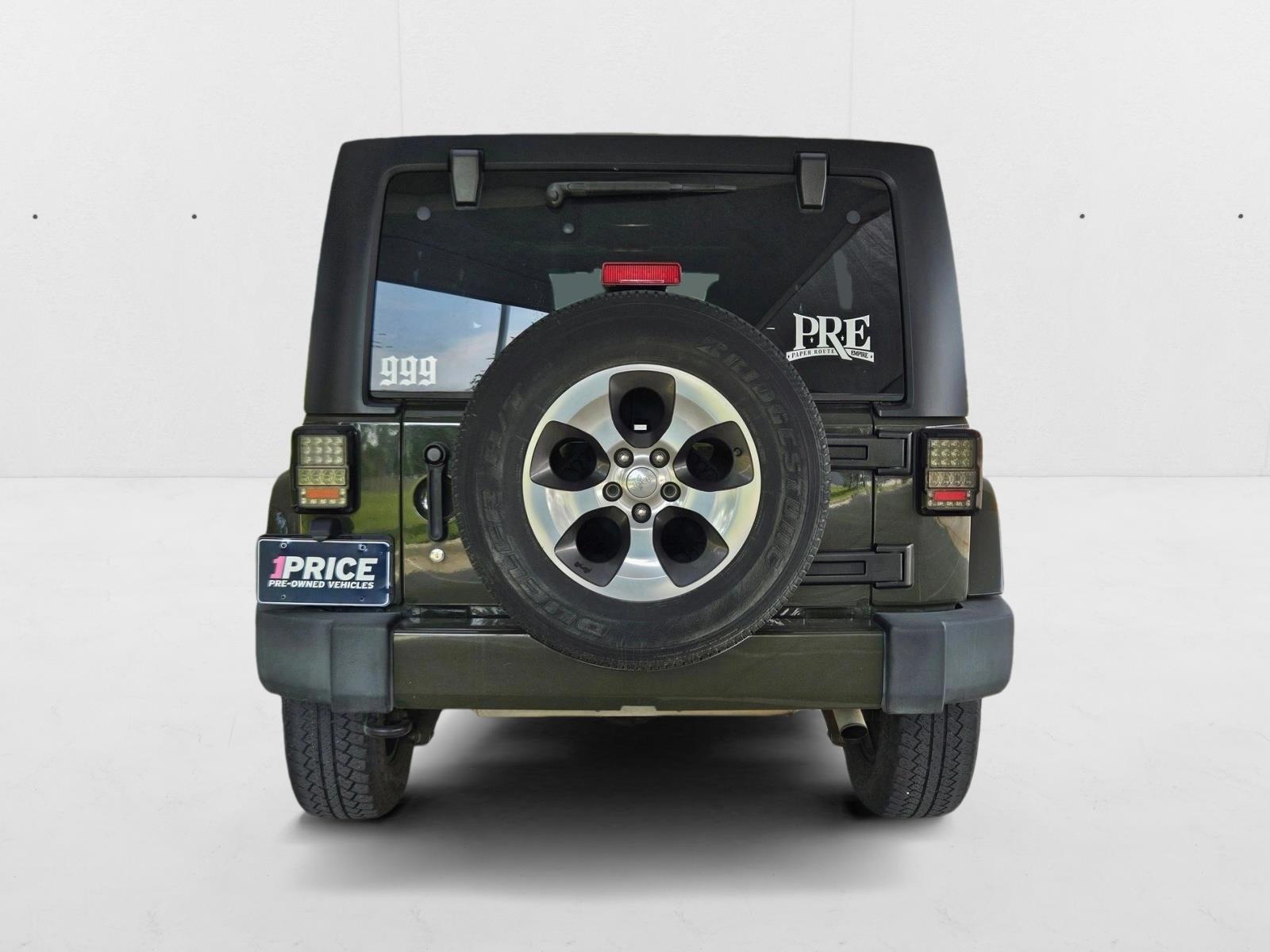 2016 Jeep Wrangler Sahara photo 6