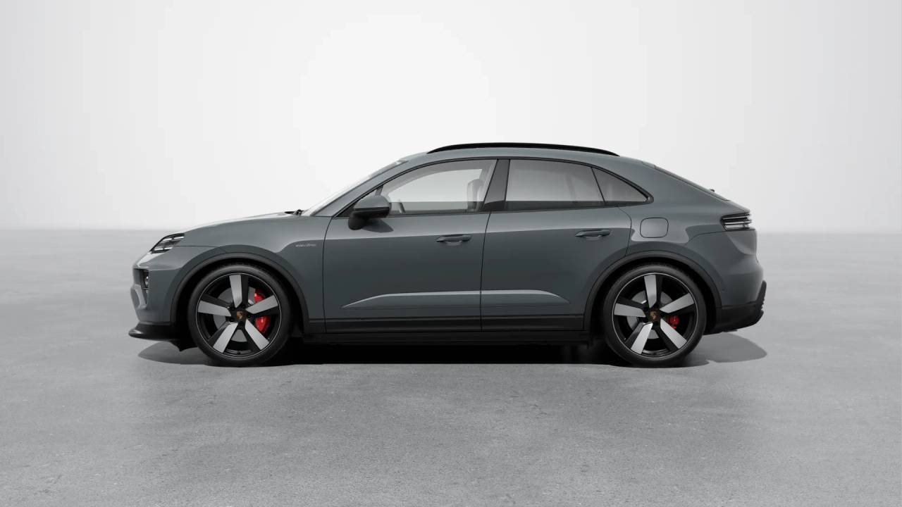 2025 Porsche Macan Electric photo 2