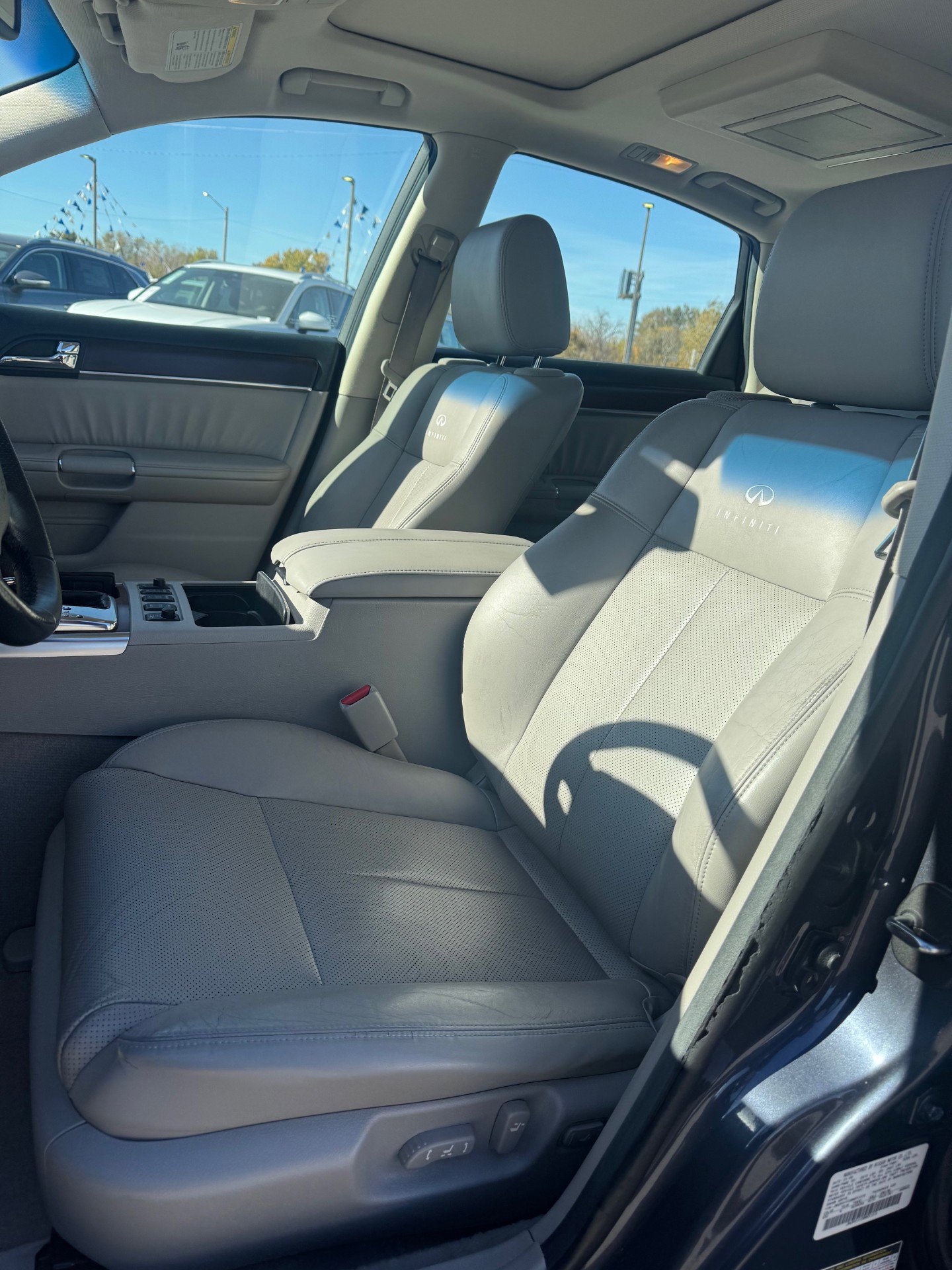 Used 2008 INFINITI M 45 with VIN JNKBY01F28M551019 for sale in Wichita, KS