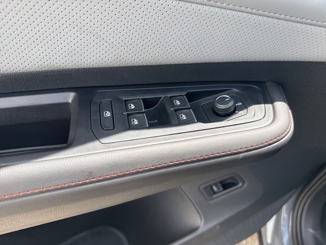2025 Volkswagen Atlas Peak Edition SE photo 25