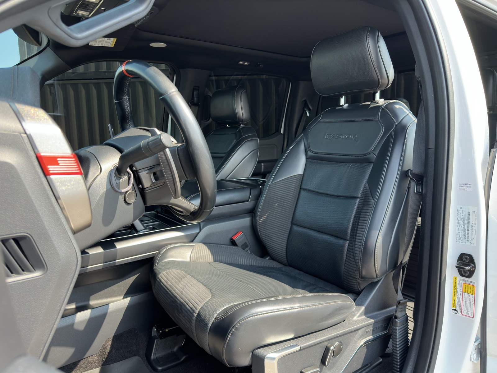 2022 Ford F-150 Raptor photo 6
