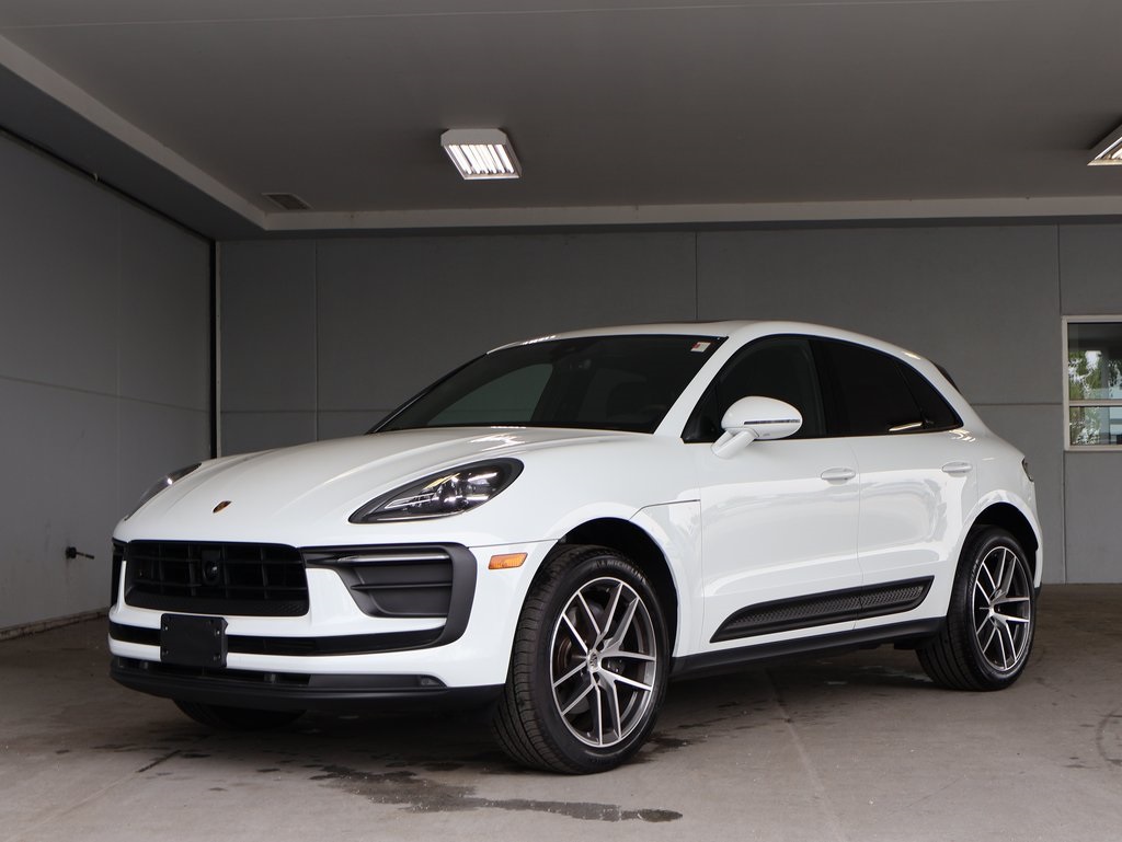 2025 Porsche Macan