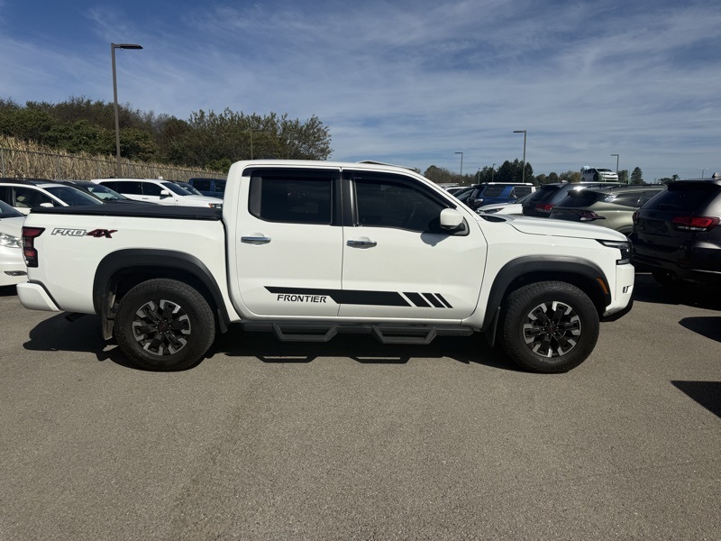 2024 Nissan Frontier PRO-4X photo 5