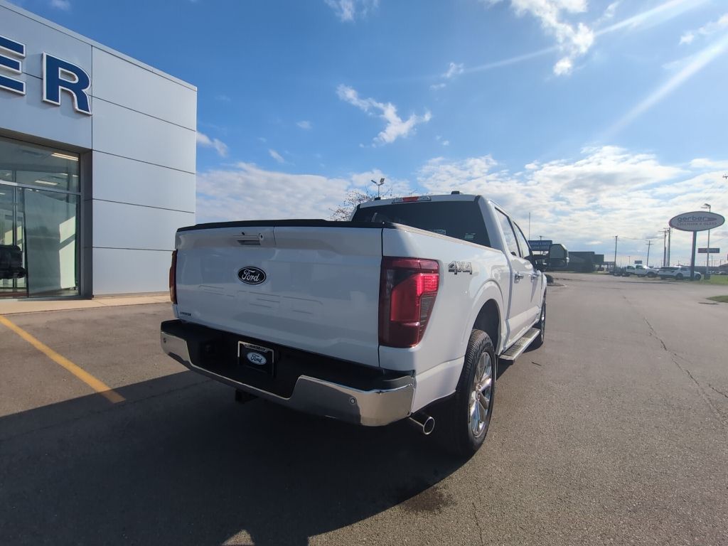 2025 Ford F-150 XLT photo 11