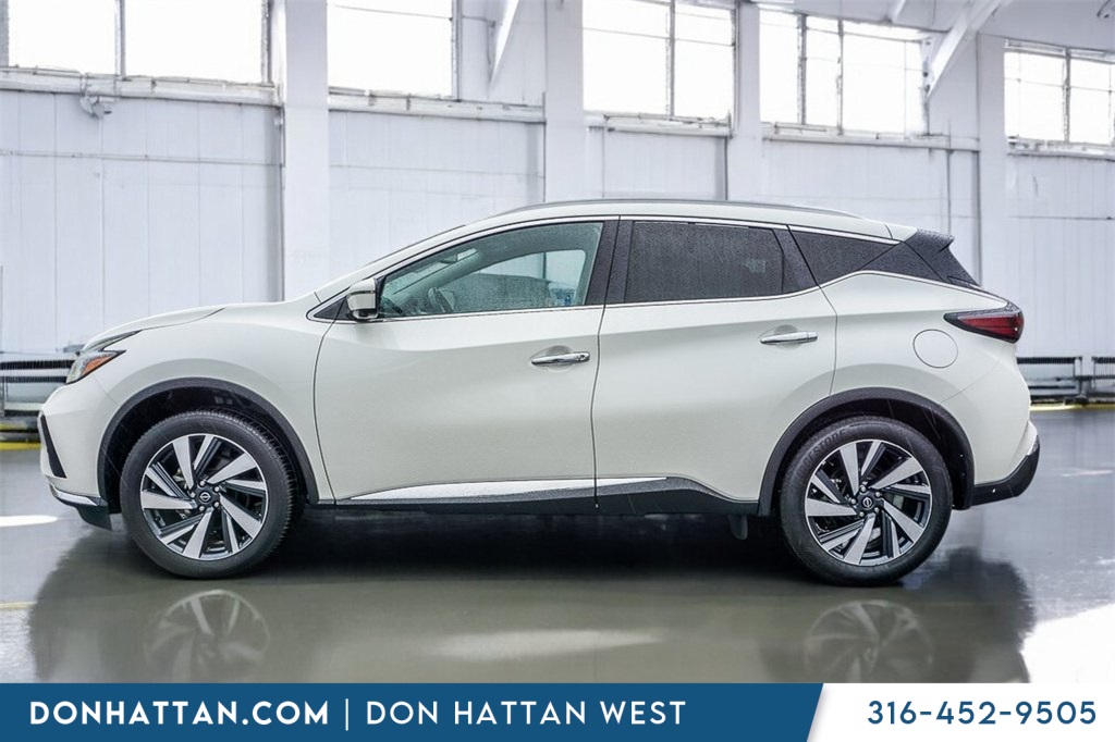 2023 Nissan Murano SL photo 2