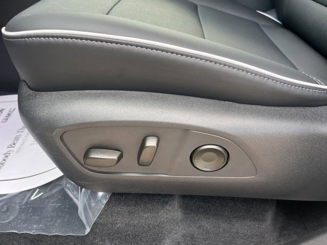 2025 Buick Enclave Preferred photo 18