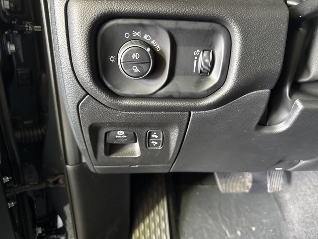 2025 Ram 1500 Big Horn photo 10