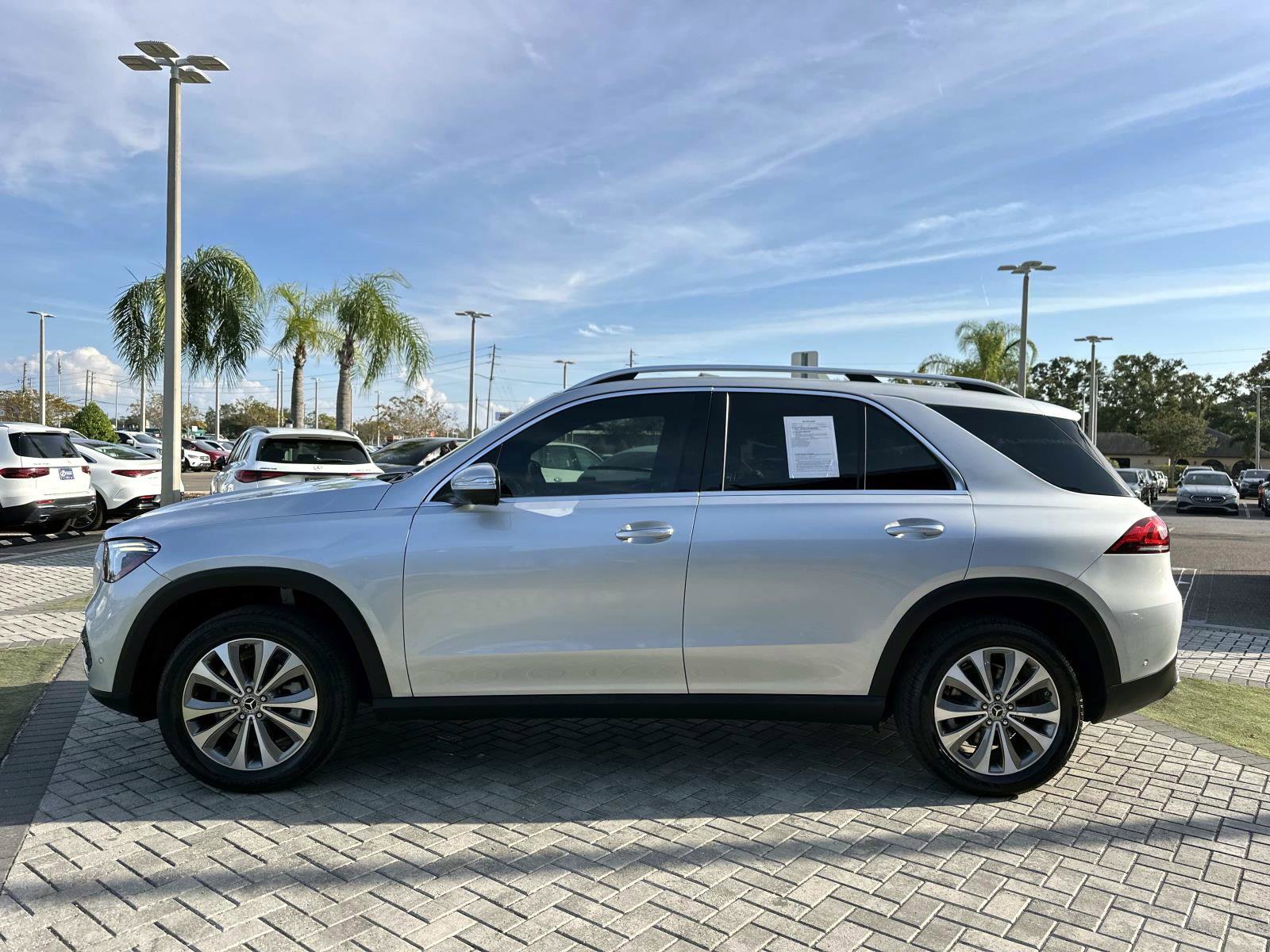 2021 Mercedes Benz GLE 350 photo 3