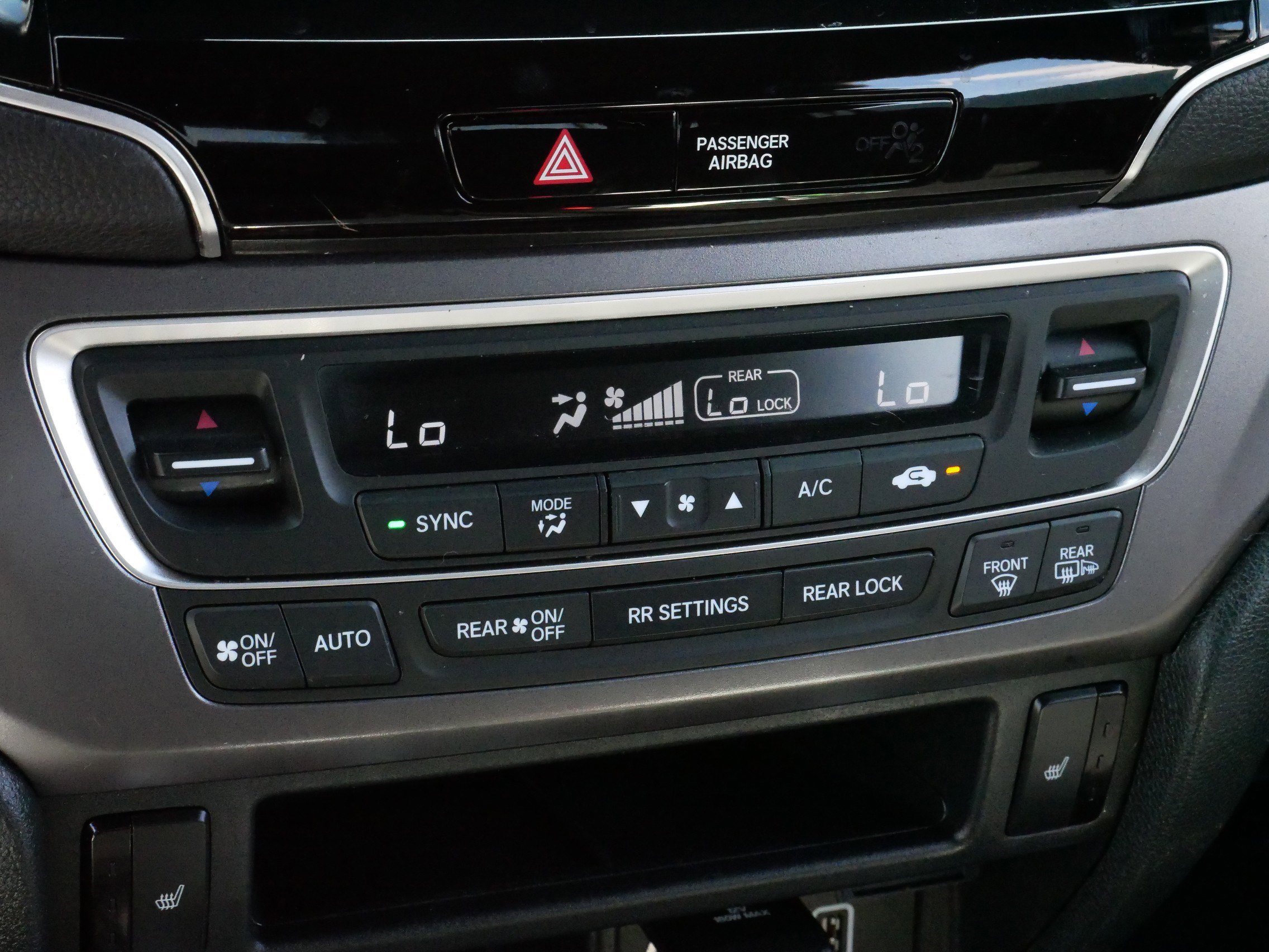 2022 Honda Pilot Sport photo 23