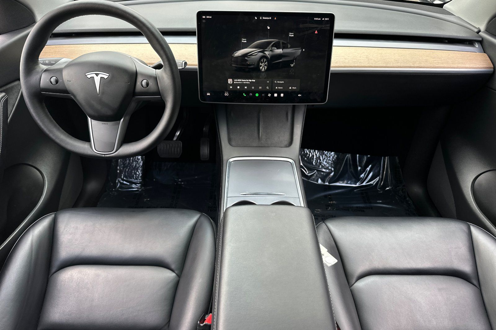 2022 Tesla Model Y Long Range photo 2