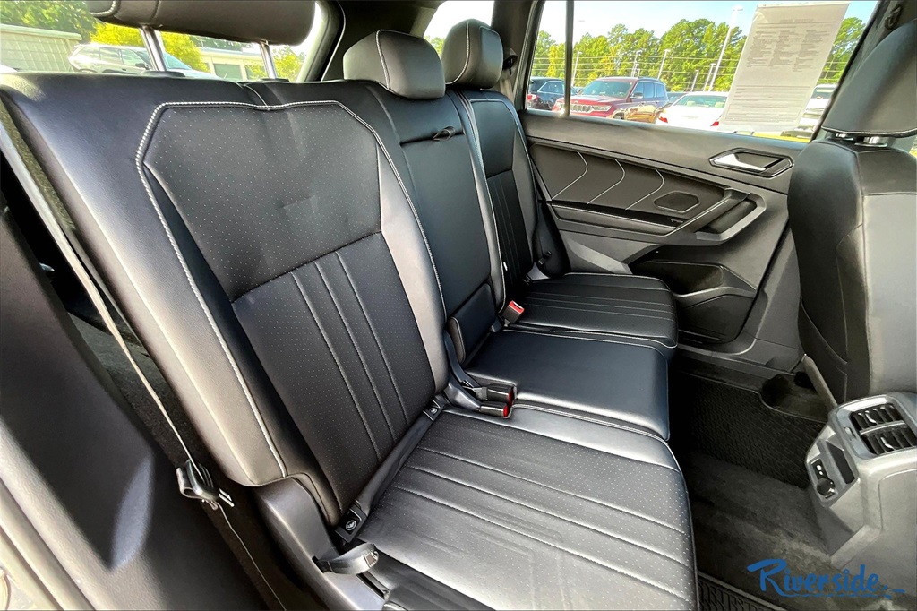 2024 Volkswagen Tiguan SE R-Line Black photo 20