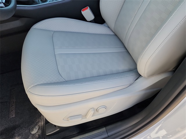 2025 Kia Sorento S photo 8
