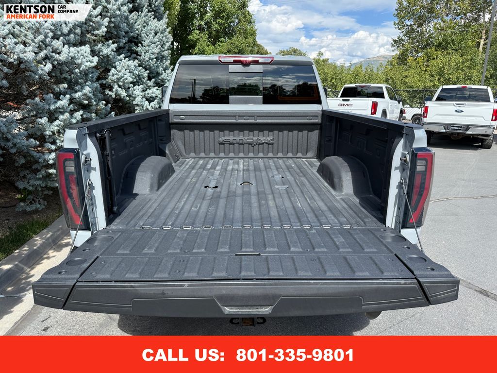 2024 Gmc Sierra HD AT4X photo 35