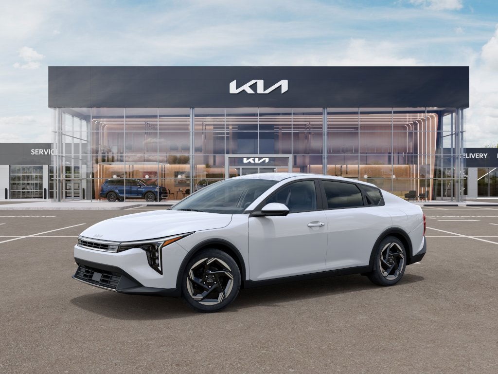 2025 Kia K4 EX photo 3