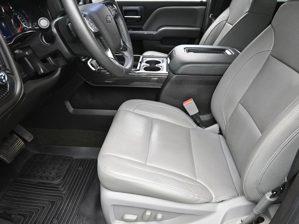 2018 Chevrolet Silverado 1500 LTZ photo 10