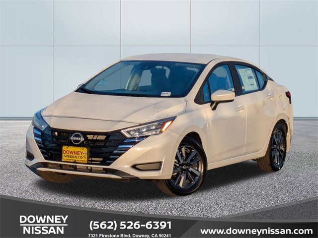 2025 Nissan Versa SV's photo