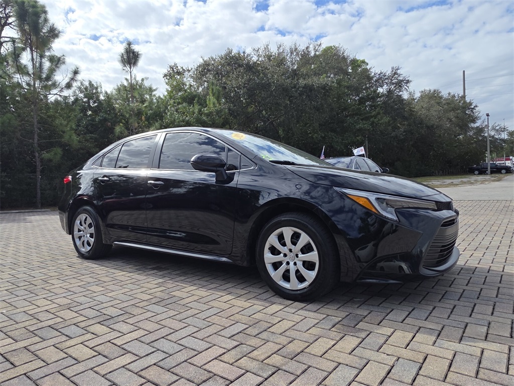 2023 Toyota Corolla LE