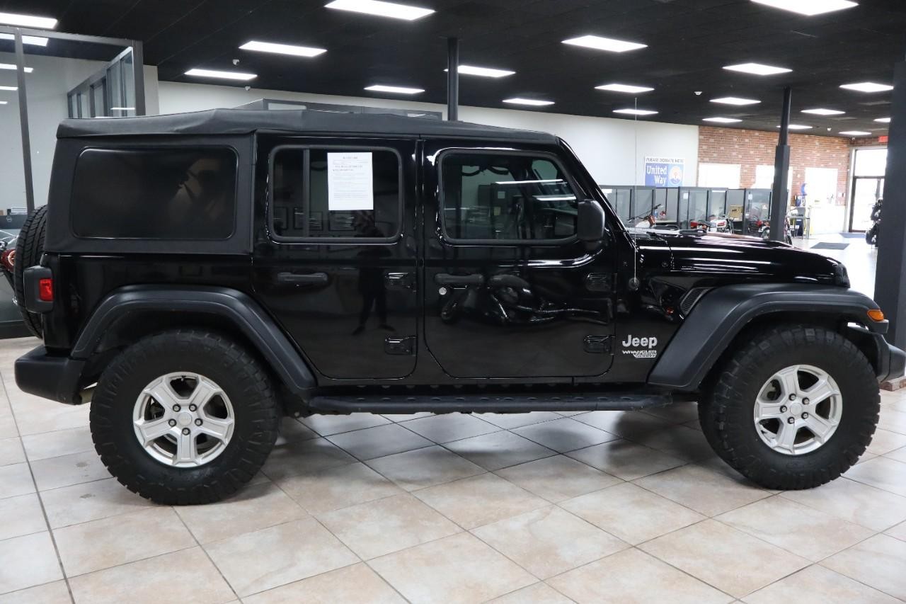 2018 Jeep Wrangler Unlimited Sport S photo 3